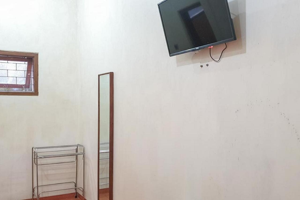 Hotel Bumi Bermi Permai Near Bermi Eco Park Mitra Reddoorz Probolinggo Exterior foto